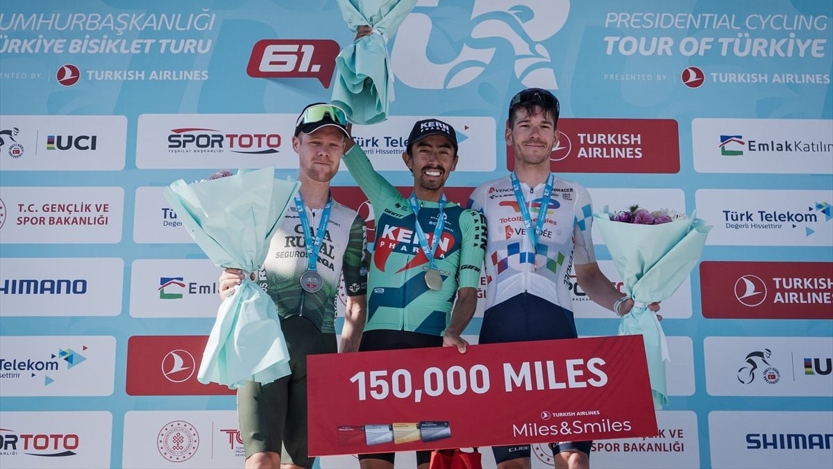 61. Cumhurbaşkanlığı Türkiye Bisiklet Turu'nda üçüncü etabın galibi Ivan Ramiro Sosa