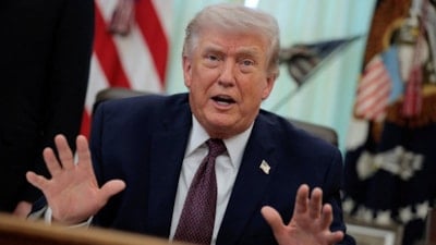 Trump, 250. yılda fotoğrafı bulunan pasaportlar basacak