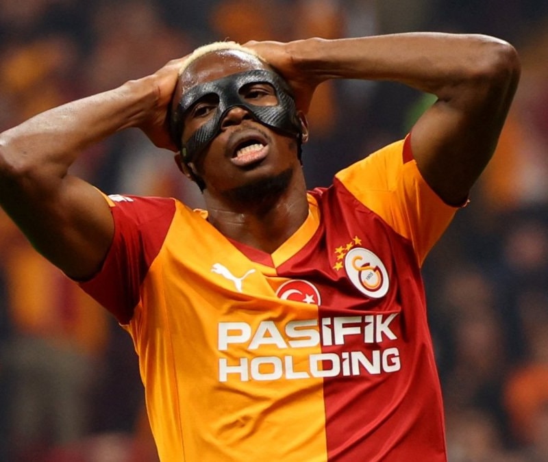 Dünyaca ünlü marka Victor Osimhen'i şikayet etti: Zimmetine para geçirdi!