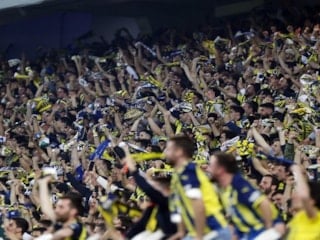 Fenerbahçe'den 18 yaş altı taraftarlara ücretsiz bilet