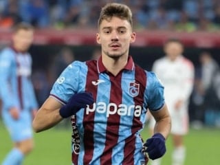 Trabzonspor ve Beşiktaş arasında Ernest Muçi gelişmesi
