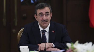 Cevdet Yılmaz: İşsizlik oranı 35 aydır tek hanede