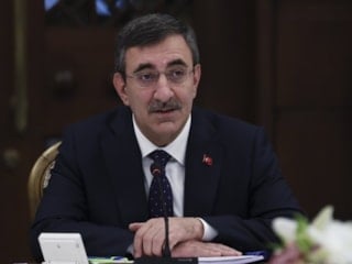 Cevdet Yılmaz: İşsizlik oranı 35 aydır tek hanede