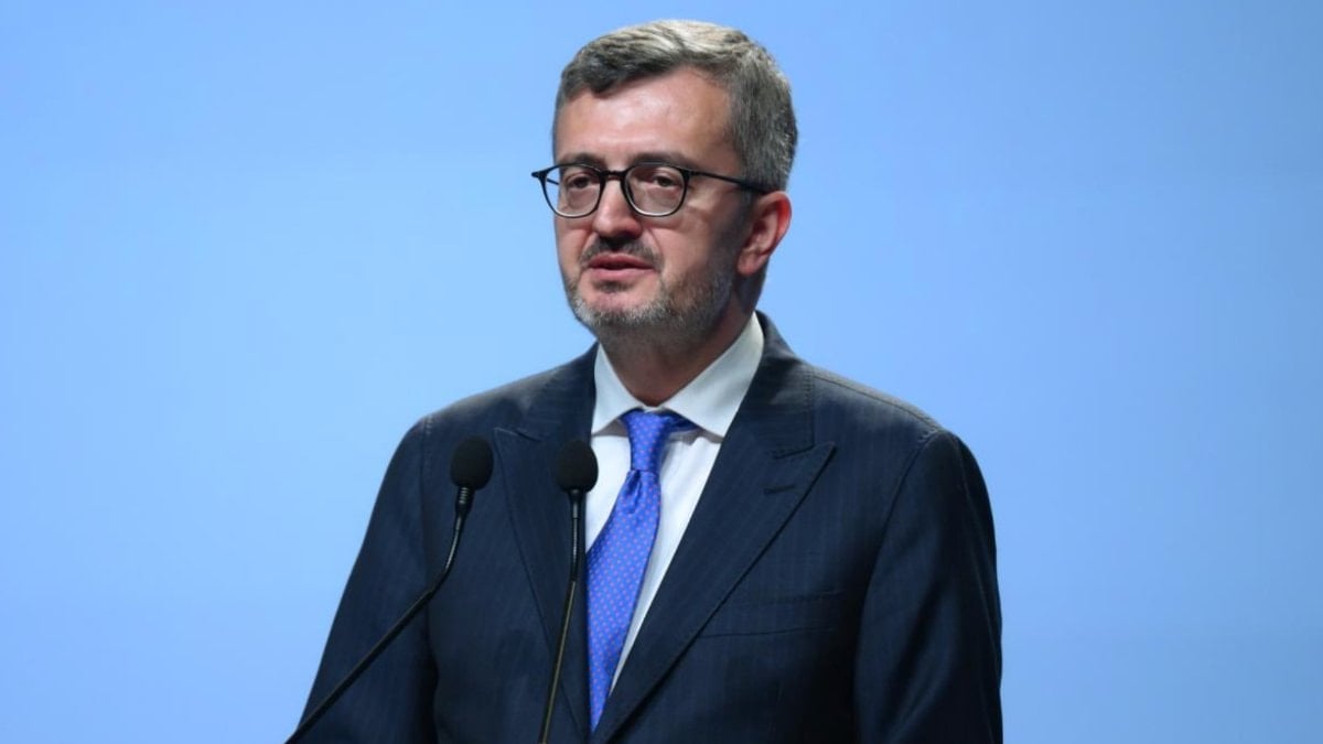 Burhanettin Duran'dan 'Kut'ül Amare Zaferi' mesajı: Bir avuç iman dolu yürek