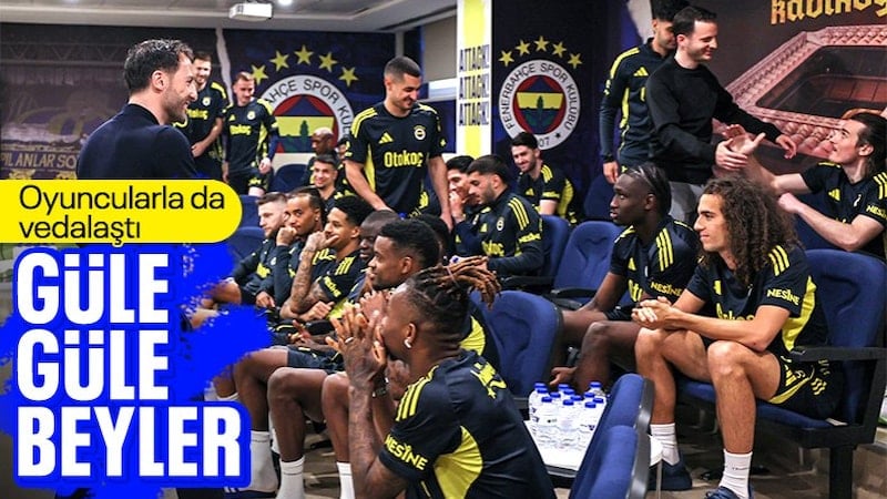 Domenico Tedesco, oyuncularla vedalaştı