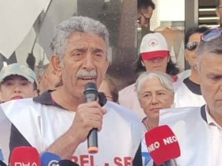 İzmir'de 4 belediyenin memurları iş bıraktı