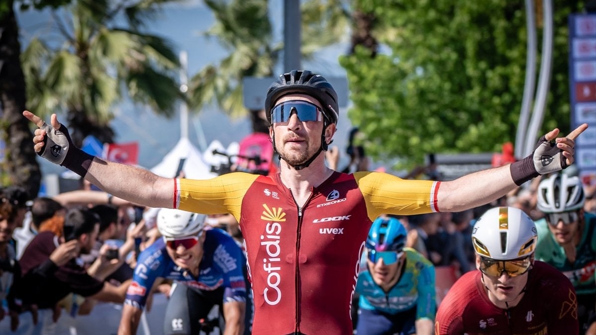 Cumhurbaşkanlığı Türkiye Bisiklet Turu'nda dördüncü etabın galibi Stanislaw Aniolkowski