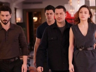 Yeraltı oyuncularının gerçek yaşları: Devrim Özkan, Uraz Kaygılaroğlu, Sümeyye Aydoğan, Deniz Can Aktaş…