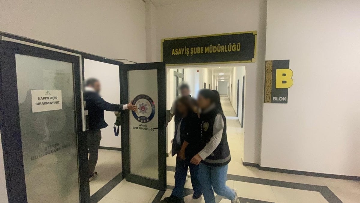 Kocaeli'de evden nakit para çalan kadın yakalandı