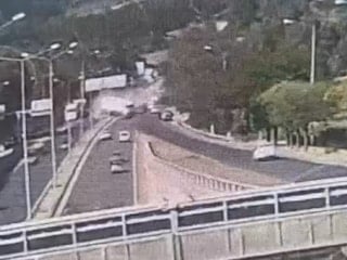 İzmir'deki tır faciasında kaza anı kamerada