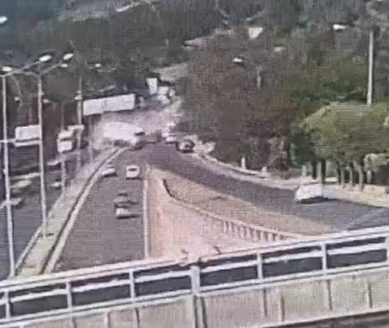 İzmir'deki tır faciasında kaza anı kamerada