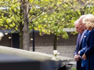 İngiltere Kralı III. Charles 11 Eylül Anıtı’nı ziyaret etti