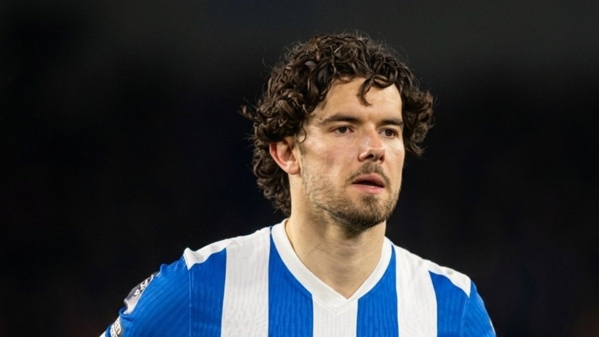 Ferdi Kadıoğlu'na Manchester United kancası!