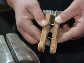 Manisa'da 101 yıllık zanaat: Son kirkit ustası zamana direniyor