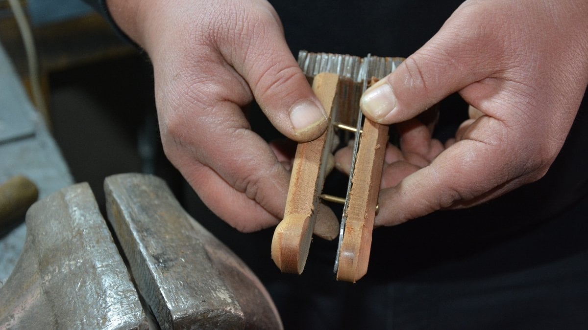 Manisa'da 101 yıllık zanaat: Son kirkit ustası zamana direniyor