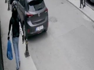 Ümraniye’de otomobilden 2 kilo altın ve 60 bin Euro çalan 4 kişi tutuklandı