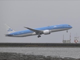 Air France-KLM, yükselen yakıt maliyetlerine karşın hedef küçülttü