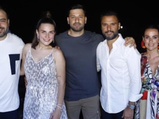 Buse Varol'dan eltisine kutlama: Seni çok seviyorum Mervoşum