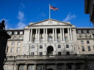 İngiltere Merkez Bankası politika faizini sabit bıraktı