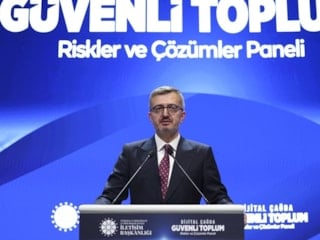 Burhanettin Duran: Siber dünyanın tehlikeleri milli güvenlik ve beka meselesidir