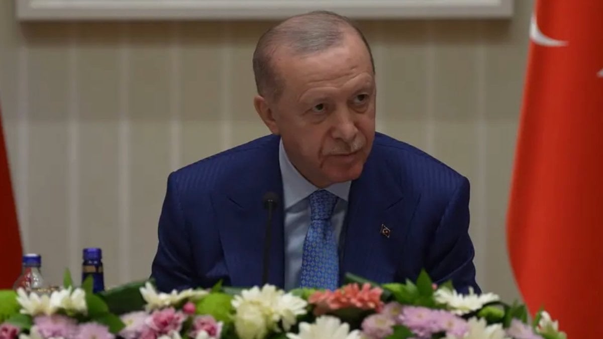 Cumhurbaşkanı Erdoğan, 1 Mayıs öncesi işçileri Beştepe'de kabul etti