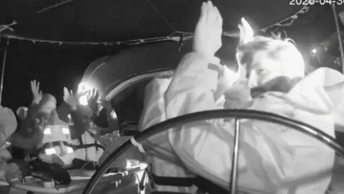 İsrail, Sumud Filosu'ndan alıkoyduğu aktivistleri Yunanistan'a teslim edecek