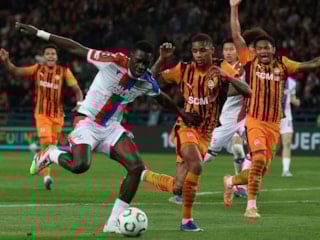 Arda Turan'ın takımı Shakhtar Donetsk yarı final ilk maçında Crystal Palace'a yenildi