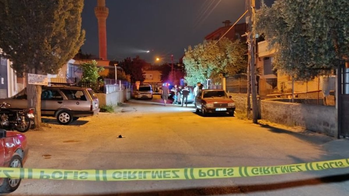 Adana'da komşuların gürültü kavgası kanlı bitti: 5 yaralı