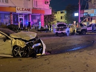 Adana'da zincirleme kaza: 1 ölü 4 yaralı