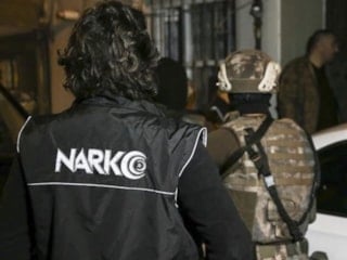 Adana'da narkotik operasyonu: 20 kilo uyuşturucu ele geçirildi