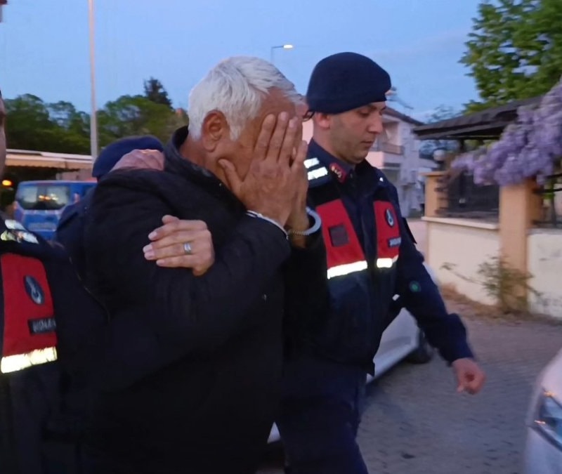 Denizli'de öğrencileri taciz eden bakkal tutuklandı