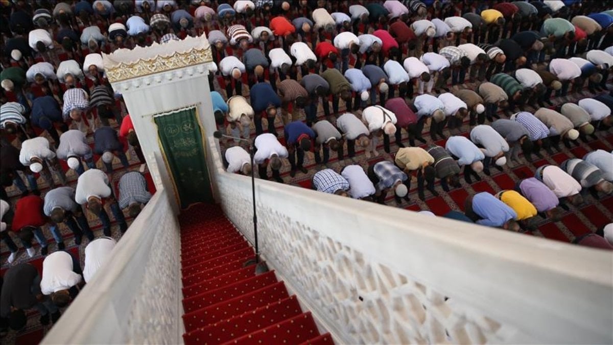 Ezan vakitleri: 1 Mayıs 2026 il il cuma namazı saatleri