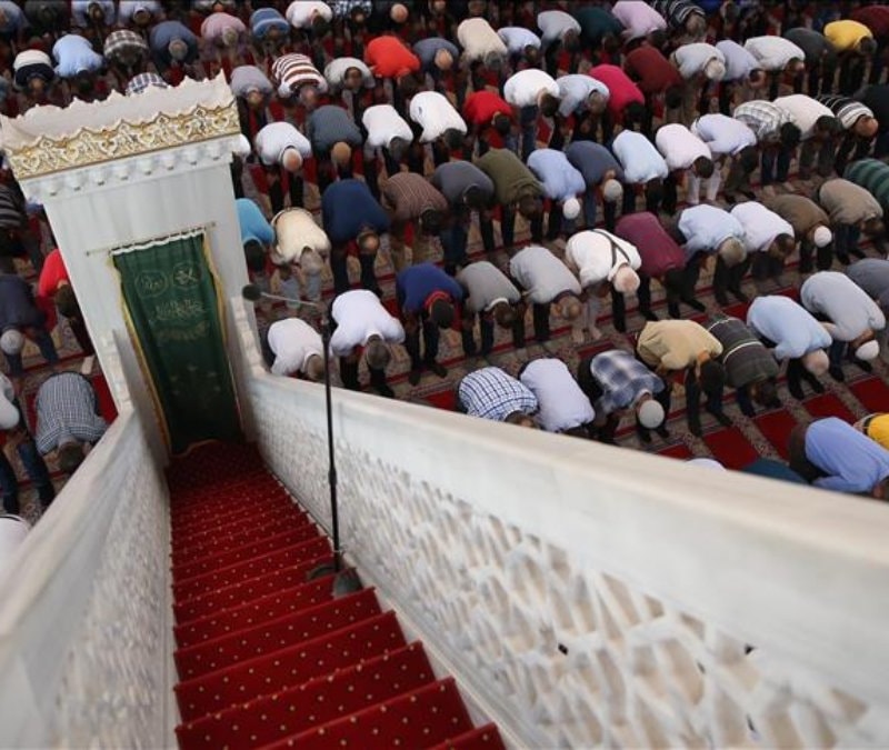Ezan vakitleri: 1 Mayıs 2026 il il cuma namazı saatleri