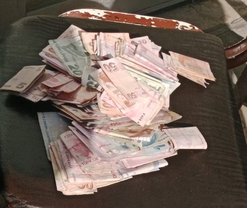 Bilecik'te dilencinin üzerinden 32 bin TL çıktı