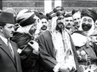 Cem Yılmaz'a benzerliği şaşırttı: 100 yıllık video gündem oldu