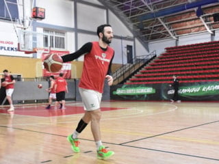 Basketbol Ligi'ne çıkan Sakarya Büyükşehir Belediyespor'da hedef kalıcı olmak