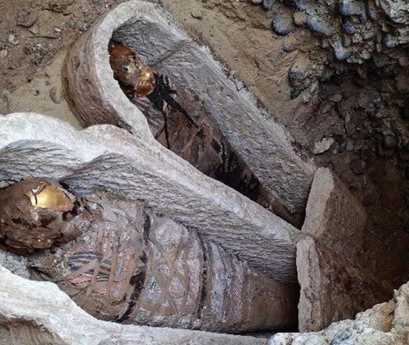 Mısır'da keşfedildi: Mumyanın karnından çıkanlar şaşırttı