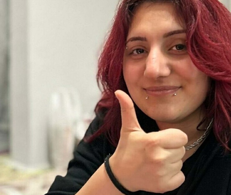 İzmir'de burun ameliyatı sonrası ölen genç kıza veda