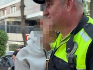 Aydın'da kaçan motosiklet sürücüsü kazadan sonra polise sarılıp ağladı