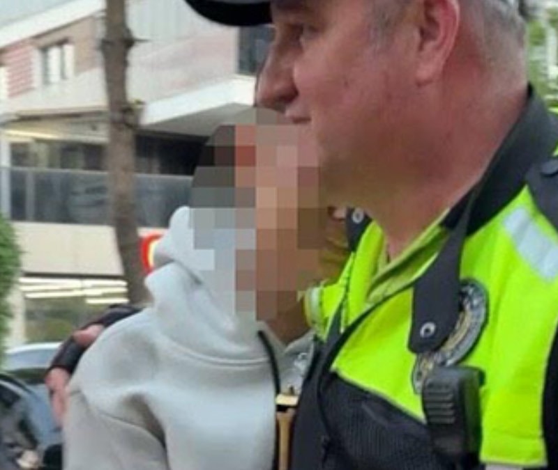 Aydın'da kaçan motosiklet sürücüsü kazadan sonra polise sarılıp ağladı