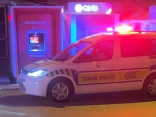 Edirne'de alkol alan iki arkadaşın kayıp anahtar kavgası kameraya yansıdı