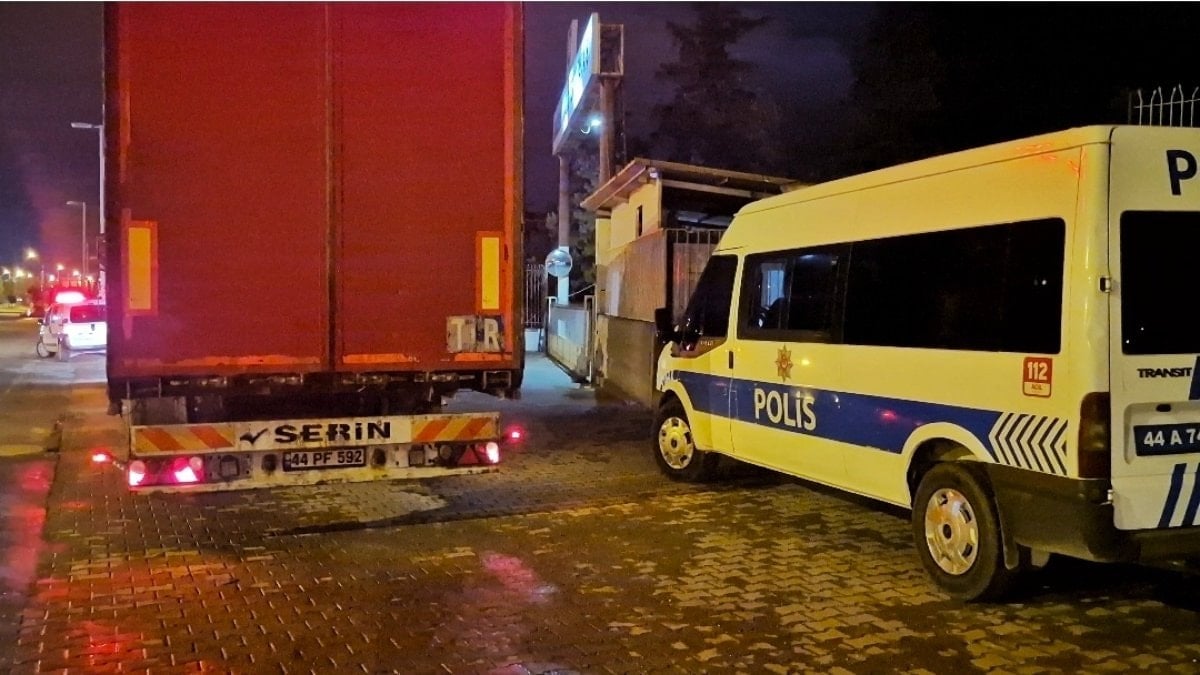 Malatya'da feci kaza: tırın çarptığı yaya kurtarılamadı