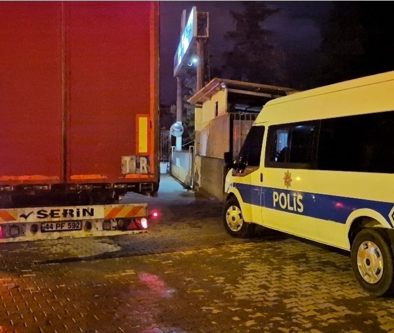 Malatya'da feci kaza: tırın çarptığı yaya kurtarılamadı