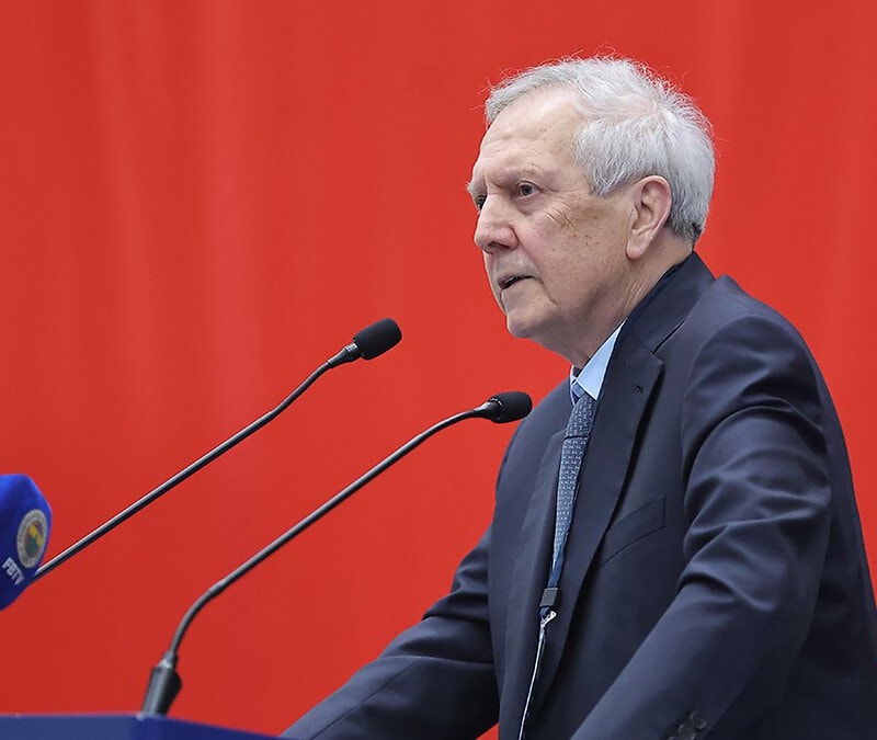 Aziz Yıldırım, teknik direktör adaylarını belirledi