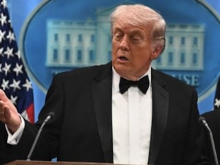 Trump'tan 'Küba'da kısa sürede yönetimi devralacağız' mesajı