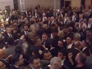 TBT toplantısında 'İmamoğlu' krizi: Mesajı okunacakken kavga çıktı