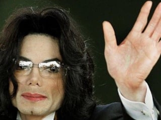 "Michael" vizyonda: Michael Jackson'un hastalığı neydi