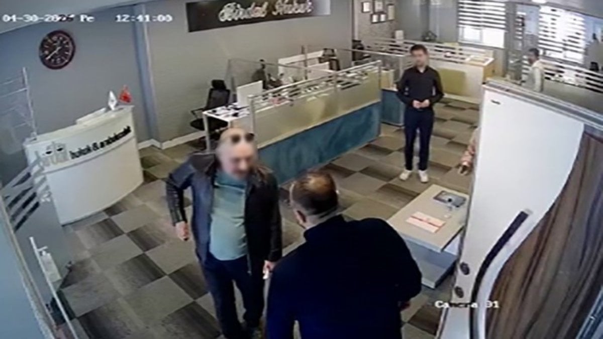 Erzurum’da avukat bürosunda bıçaklı saldırı: Dehşet anları kamerada