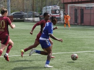 Hakkarigücü ile Galatasaray yenişemedi