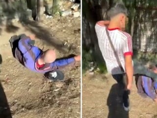 İzmir'de yaşlı adamı tekmeleyen iki şüpheli tutuklandı